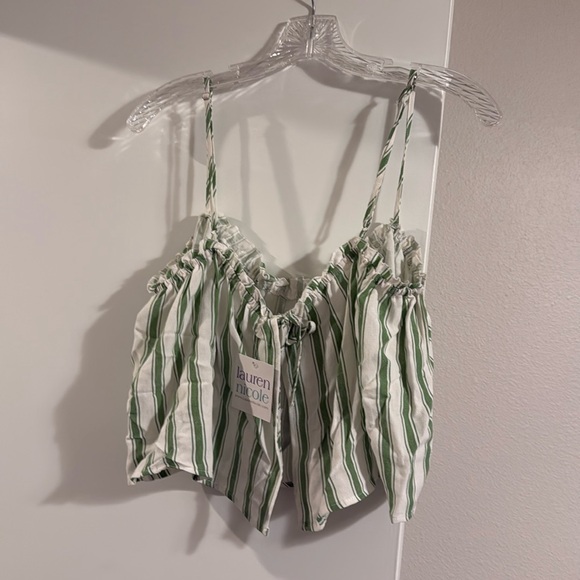 White with green stripes flowy beachy top from boutique - Picture 1 of 4